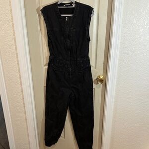 Black Sleeveless Jumpsuit